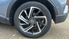 Toyota C-HR 2.0 Hybrid Dynamic 5dr CVT Hybrid Hatchback